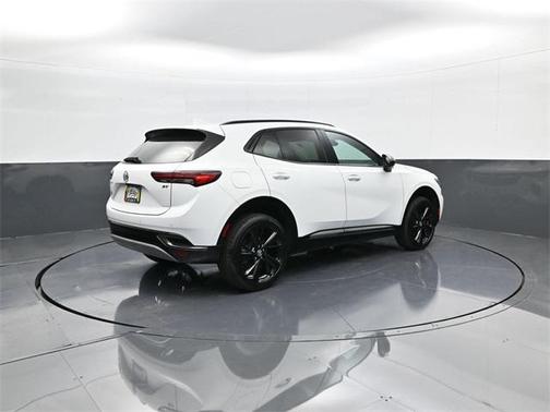 2022 Buick Envision FWD Essence