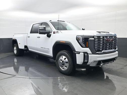 2026 GMC Sierra 3500 Denali