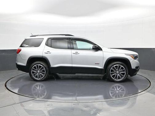 Quicksilver Metallic 2019 GMC Acadia SLT-1