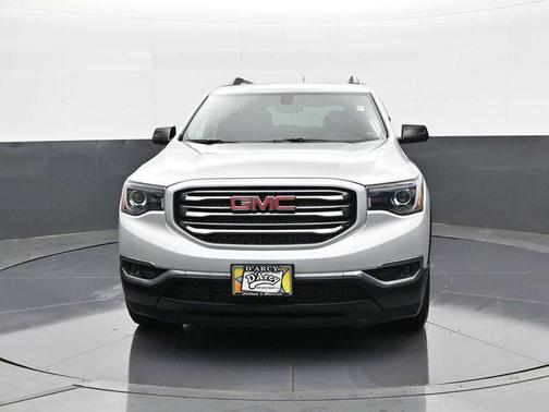 Quicksilver Metallic 2019 GMC Acadia SLT-1