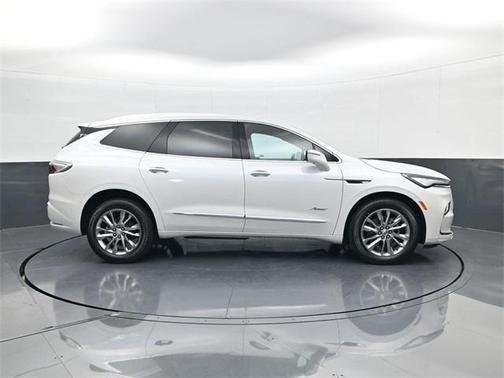 2024 Buick Enclave Avenir AWD