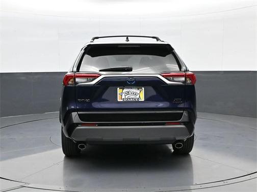 2021 Toyota RAV4 Hybrid SE