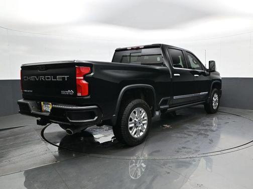 2025 Chevrolet Silverado 2500 High Country