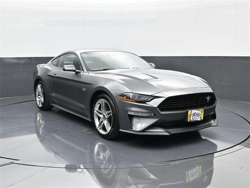 2022 Ford Mustang EcoBoost Premium