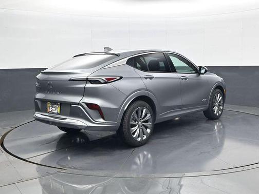 Gray Metallic 2026 Buick Envista Avenir FWD