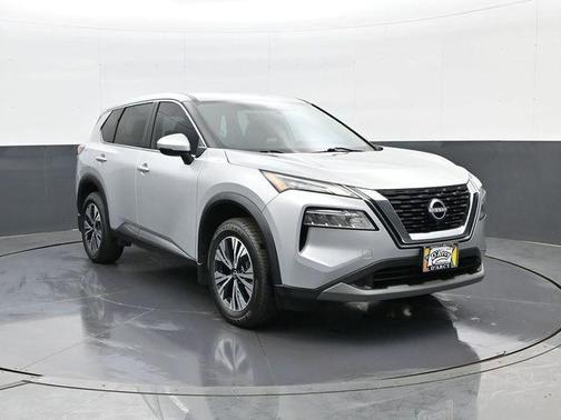 Brilliant Silver Metallic 2022 Nissan Rogue SV