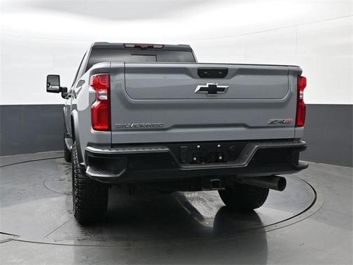 2024 Chevrolet Silverado 2500 4WD Crew Cab Standard Bed ZR2
