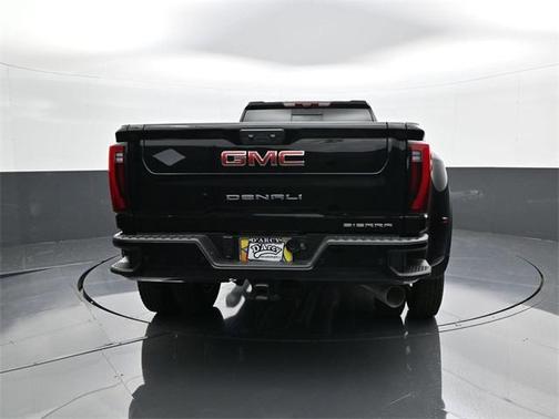 2025 GMC Sierra 3500 Denali