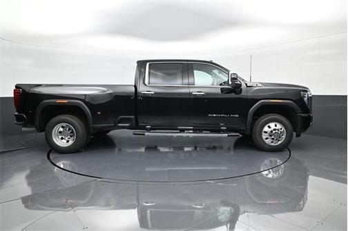 2025 GMC Sierra 3500 Denali