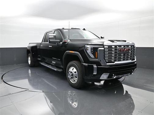 2025 GMC Sierra 3500 Denali