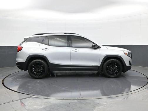 Quicksilver Metallic 2021 GMC Terrain SLE