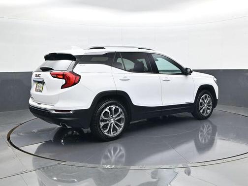 Summit White 2019 GMC Terrain SLT