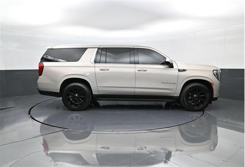 2022 GMC Yukon XL SLE