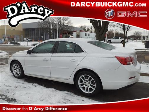Photo 3 of 22 of 2015 Chevrolet Malibu 1LT