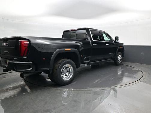 2026 GMC Sierra 3500 Denali