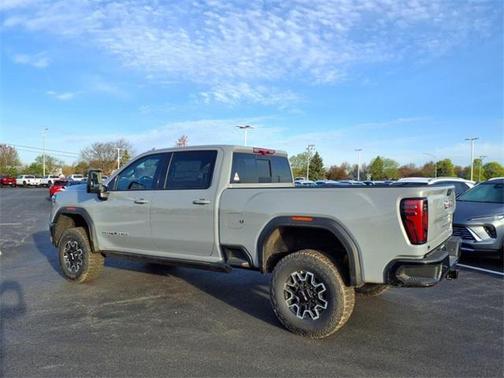 2025 GMC Sierra 2500 AT4