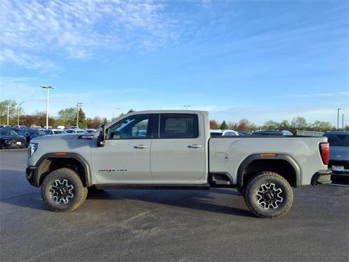 2025 GMC Sierra 2500 AT4