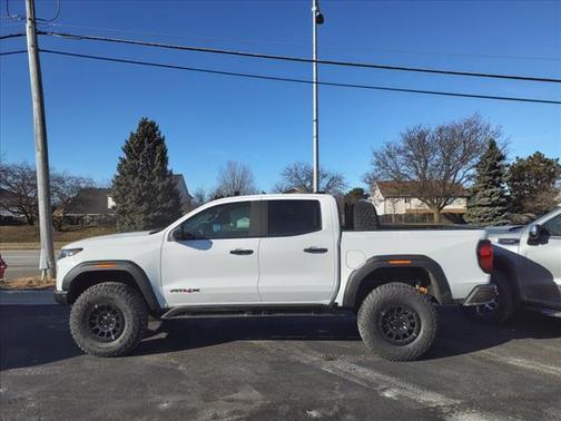 2025 GMC Canyon Base