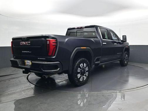 2024 GMC Sierra 2500 Denali