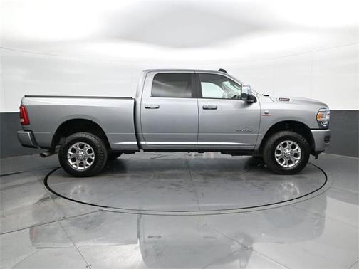 2023 RAM 2500 Laramie Crew Cab 4x4 6'4' Box