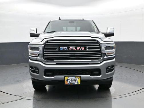 2023 RAM 2500 Laramie Crew Cab 4x4 6'4' Box