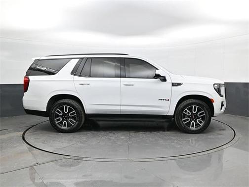 2023 GMC Yukon 4WD AT4