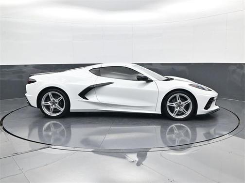 2023 Chevrolet Corvette Stingray w/1LT