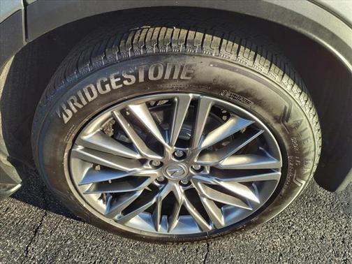 2023 Acura MDX Advance Package