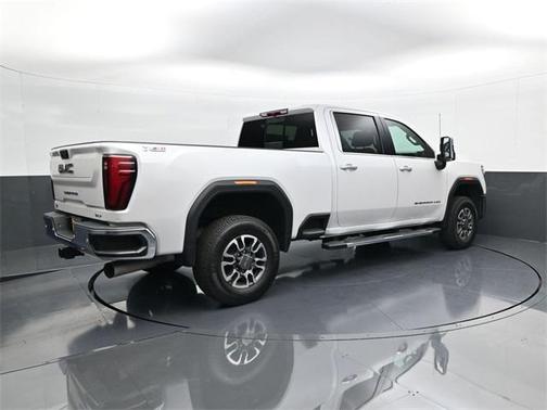 2025 GMC Sierra 2500 SLT