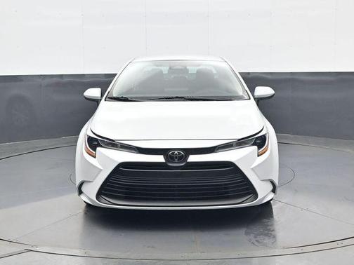 Pearl 2024 Toyota Corolla LE