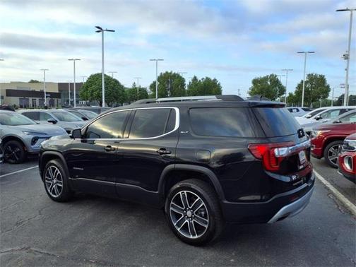 2023 GMC Acadia AWD SLT