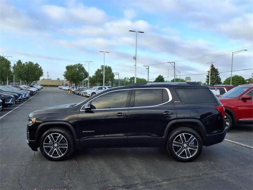 2023 GMC Acadia AWD SLT