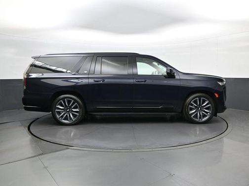 2021 Cadillac Escalade ESV Sport Platinum