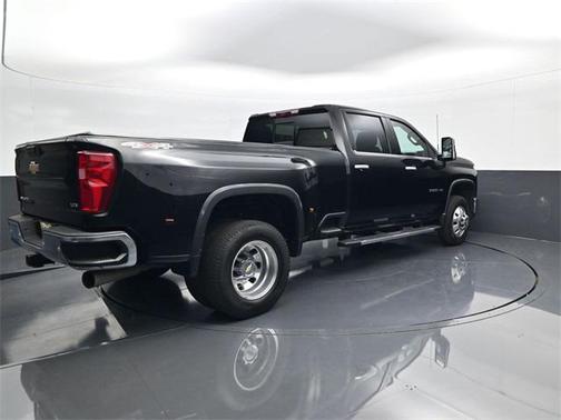 2024 Chevrolet Silverado 3500 LTZ