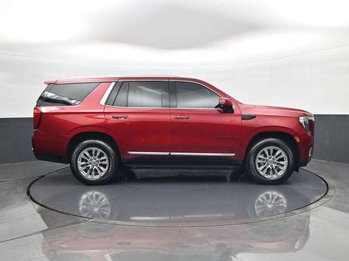 Volcanic Red Tintcoat 2023 GMC Yukon SLT