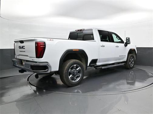 2026 GMC Sierra 2500 SLT