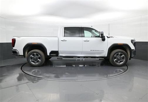 2026 GMC Sierra 2500 SLT