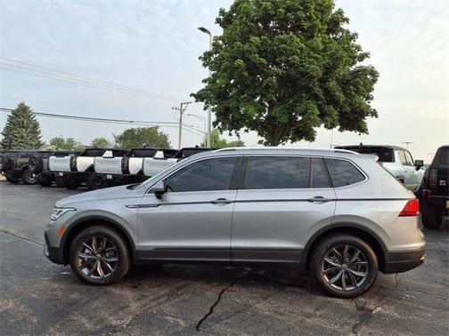 2022 Volkswagen Tiguan 2.0T SE 4MOTION