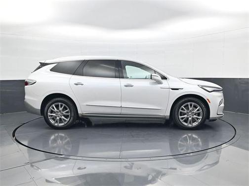 2023 Buick Enclave Premium AWD