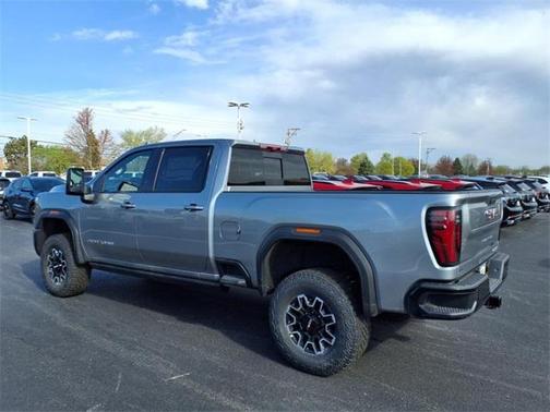 2025 GMC Sierra 2500 AT4