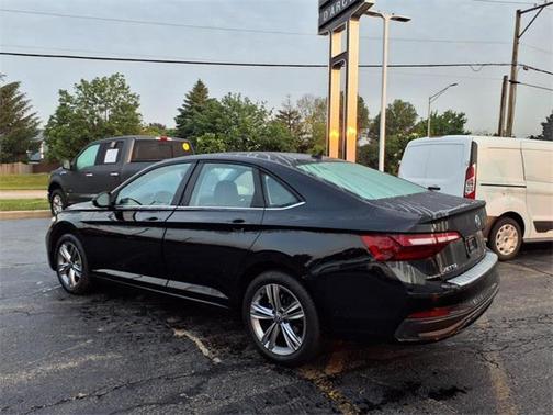 2024 Volkswagen Jetta 1.5T SE