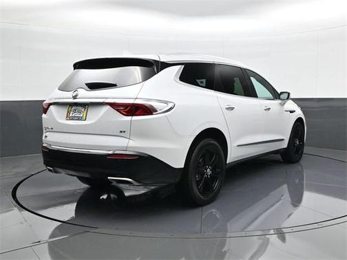 2024 Buick Enclave Essence AWD