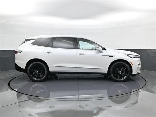 2024 Buick Enclave Essence AWD