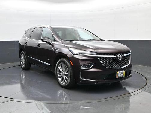 Rich Garnet Metallic 2023 Buick Enclave Avenir FWD