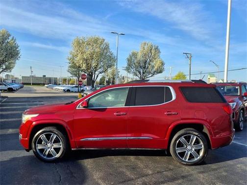 2019 GMC Acadia Denali