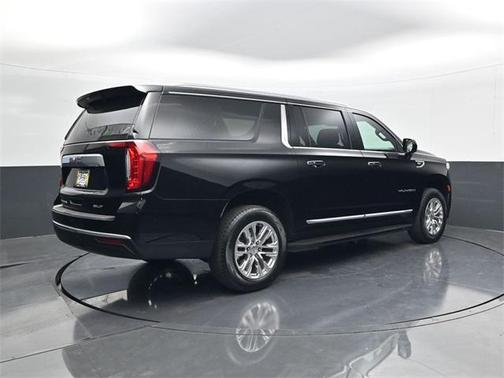 2024 GMC Yukon XL SLT