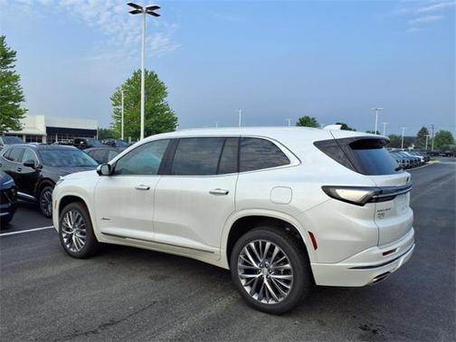 2025 Buick Enclave Avenir FWD