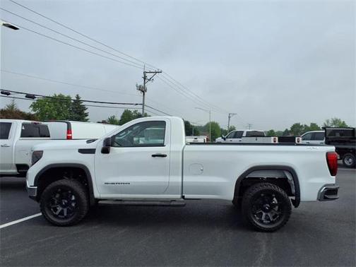 2025 GMC Sierra 1500 Pro
