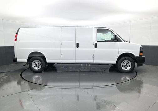 2026 GMC Savana 3500 3500 Extended Wheelbase, Work Van, RWD