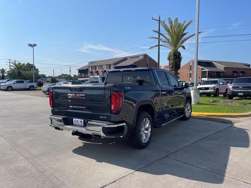 Photo 5 of 22 of 2020 GMC Sierra 1500 SLT